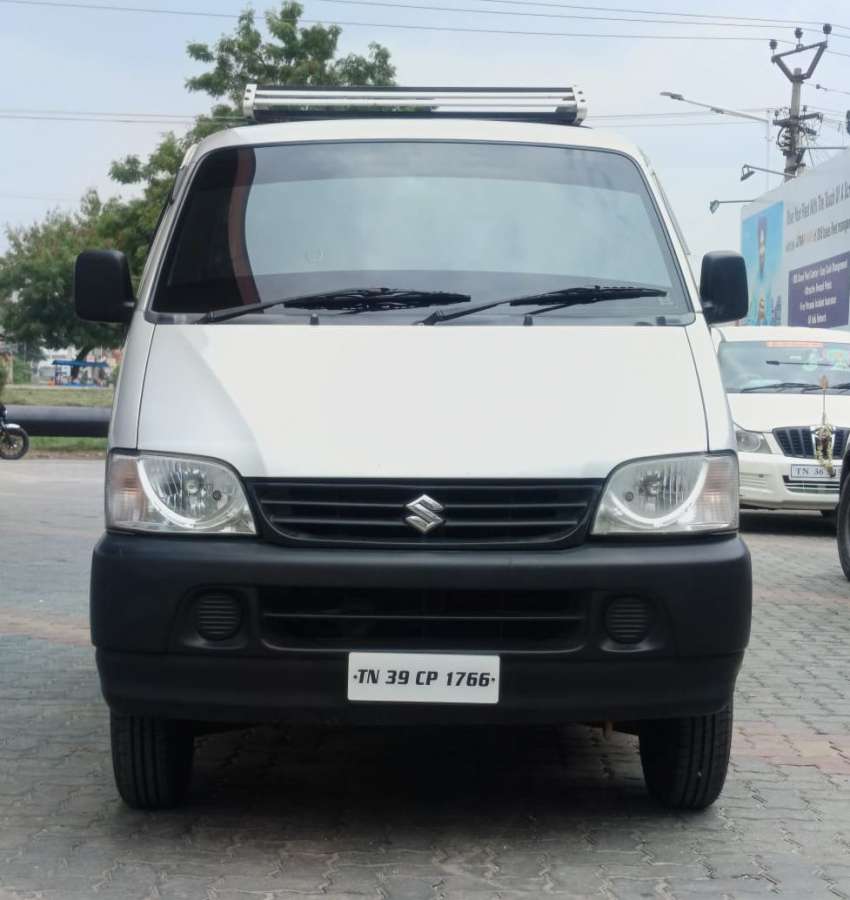 Maruti Suzuki Eeco 5 STR Ac