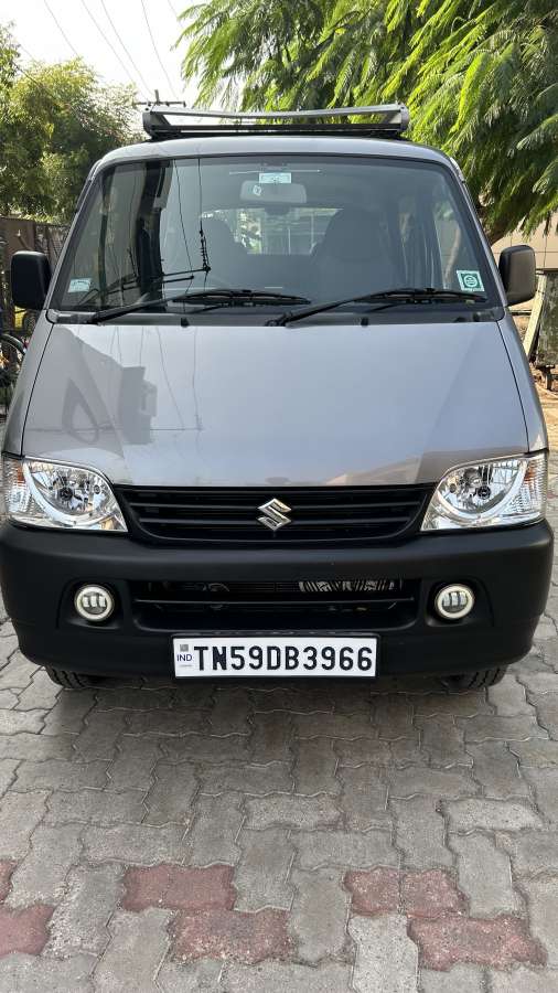 Maruti Suzuki Eeco 5 STR Ac