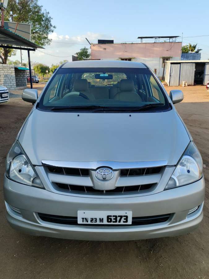 Toyota Innova 2.5 G1