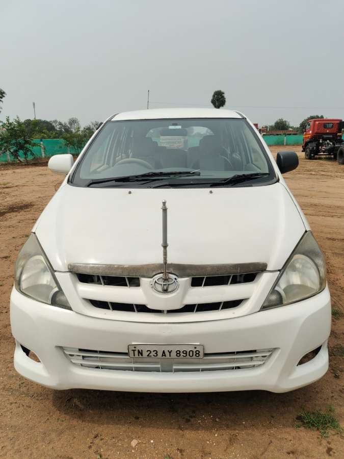 Toyota Innova 2.5 G1