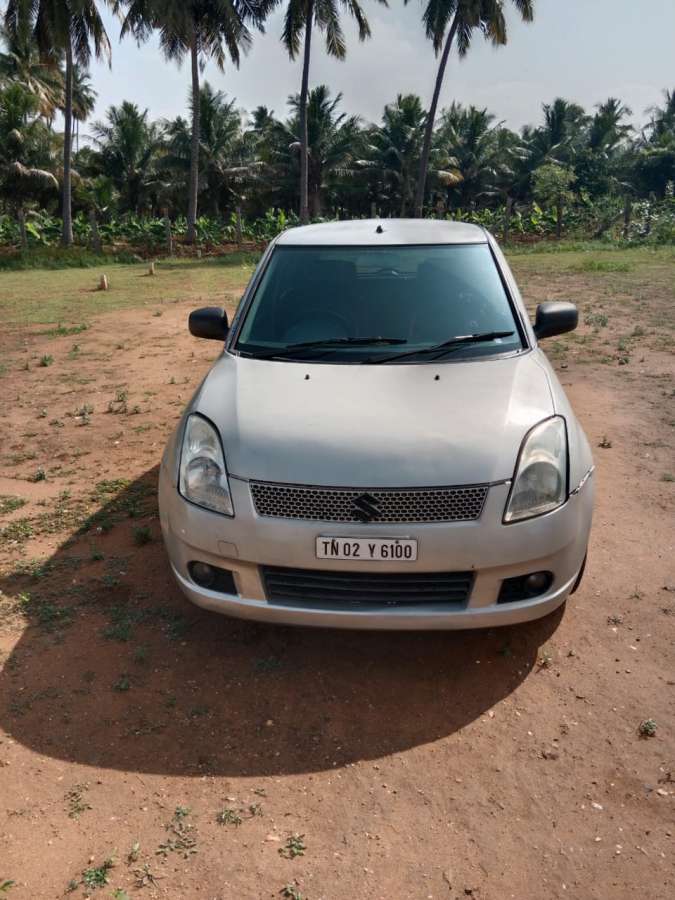 Maruti Suzuki Swift VXI