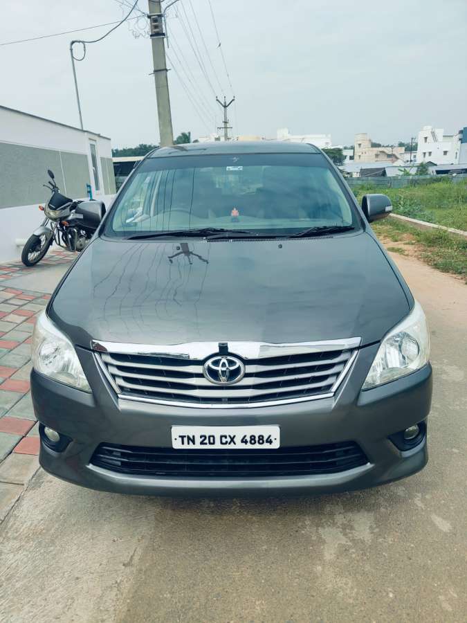 Toyota Innova VX