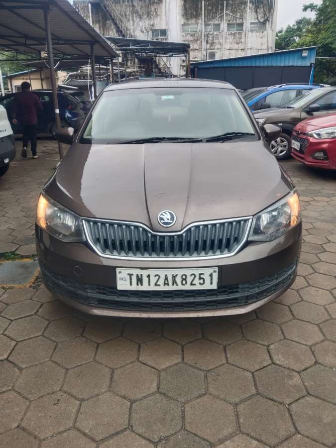 Skoda Rapid 1.0 TSI Rider Plus