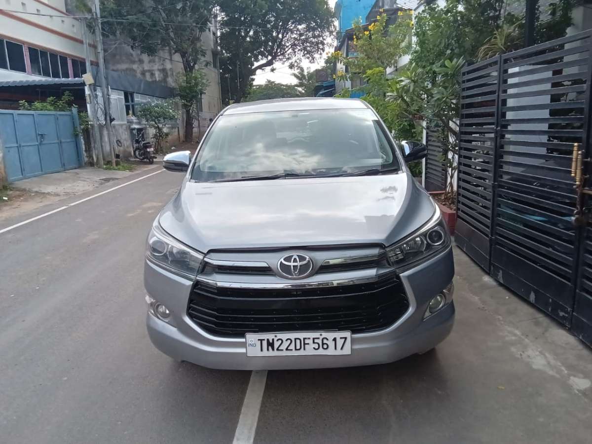 Toyota Innova Crysta 2.8 Z