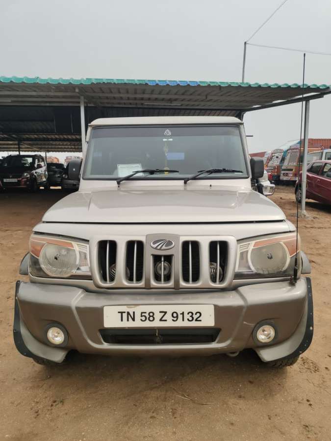 Mahindra Bolero SLX