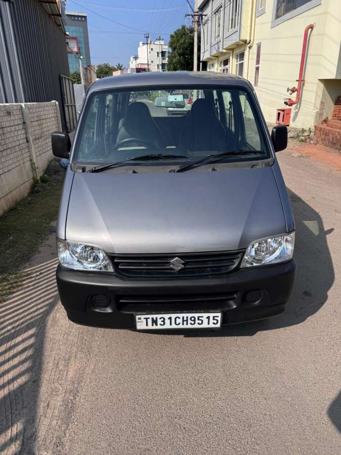 Maruti Suzuki Eeco 5 STR Ac