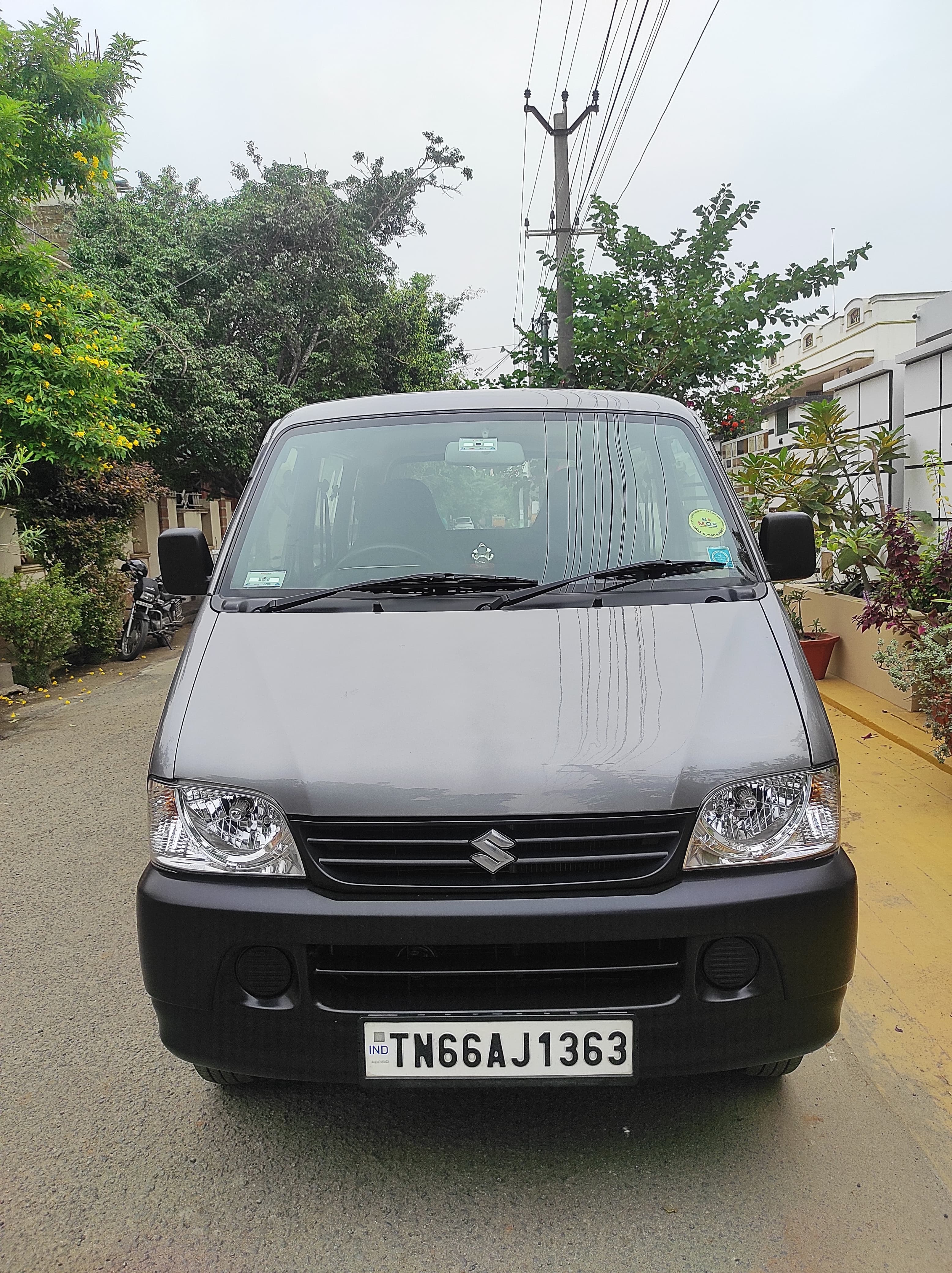 Maruti Suzuki Eeco 5 STR Ac