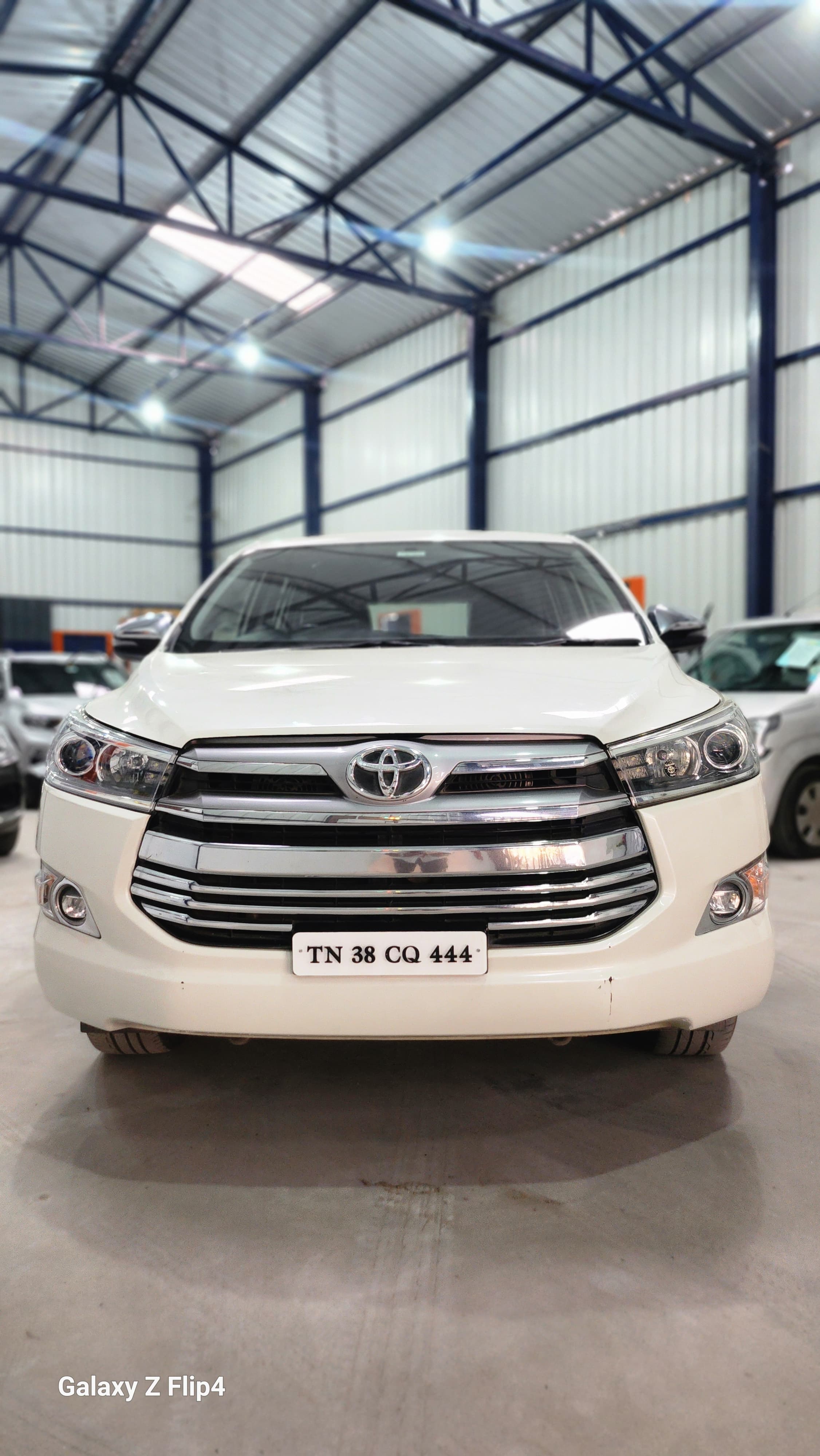 Toyota Innova Crysta 2.4 ZX 7 STR