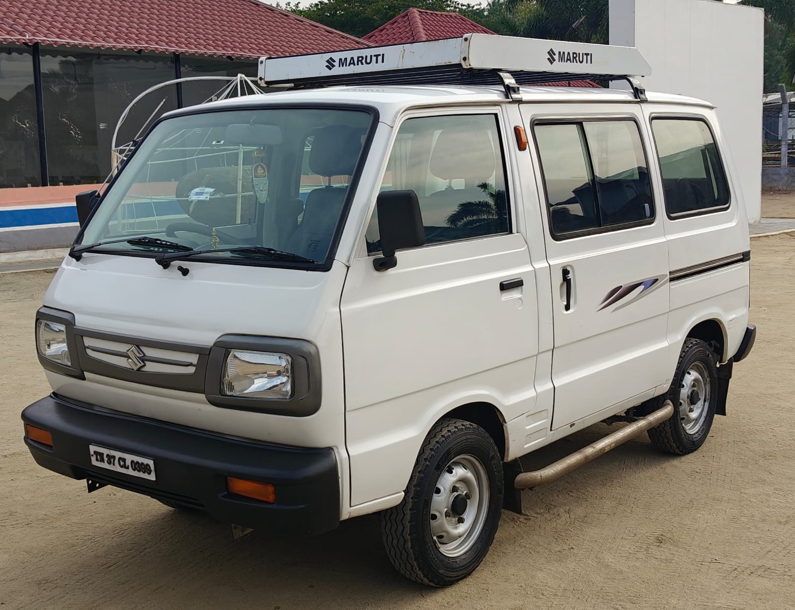 Maruti Suzuki Omni 8 seater