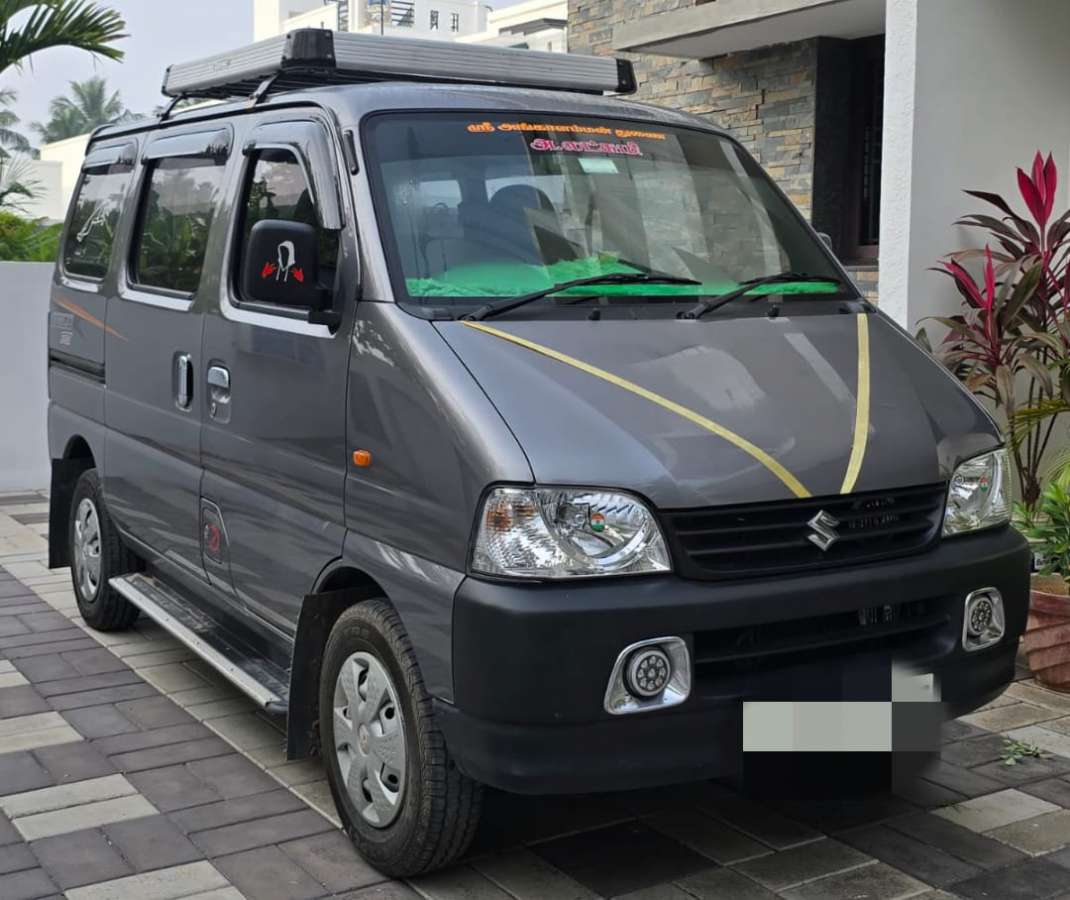 Maruti Suzuki Eeco 5 STR Ac