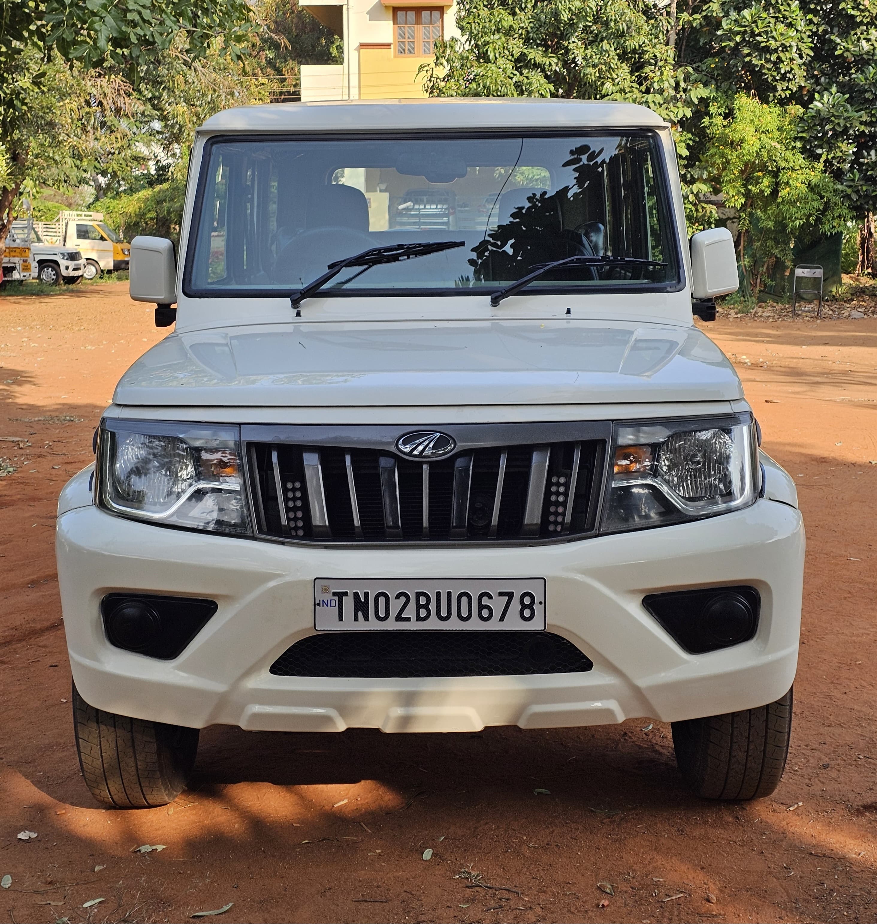 Mahindra Bolero B4