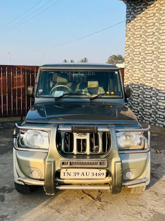 Mahindra Bolero SLX