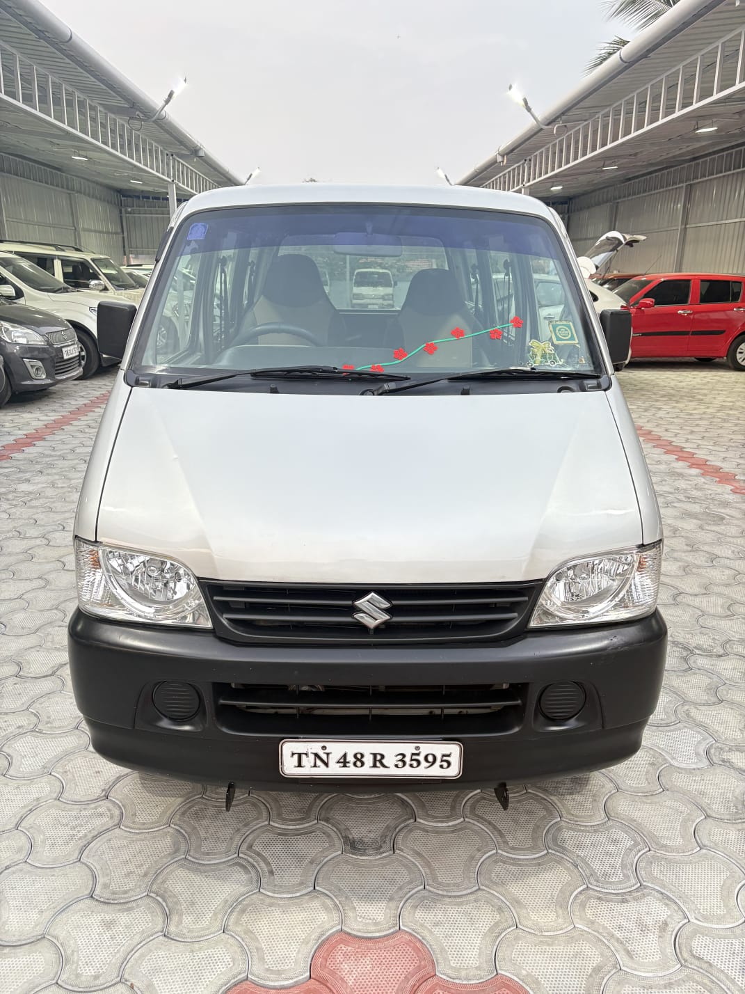 Maruti Suzuki Eeco 5 STR Ac