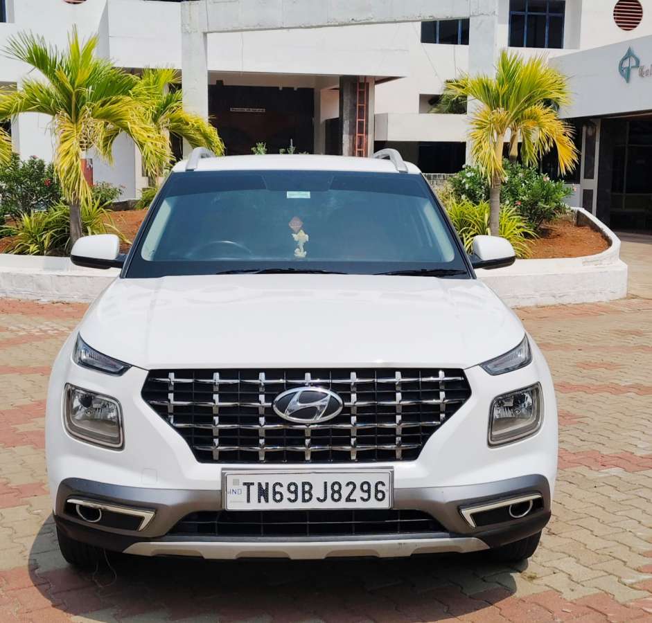 Hyundai Venue S Plus