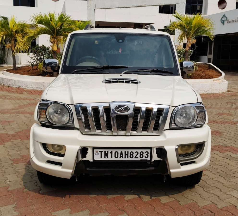 Mahindra Scorpio VLX