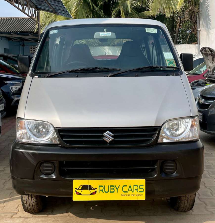 Maruti Suzuki Eeco 5 STR Ac