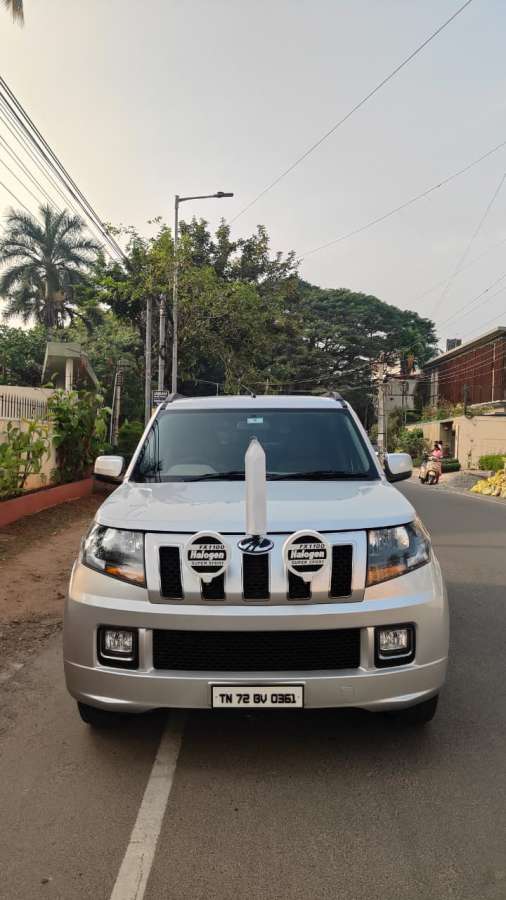 Mahindra TUV300