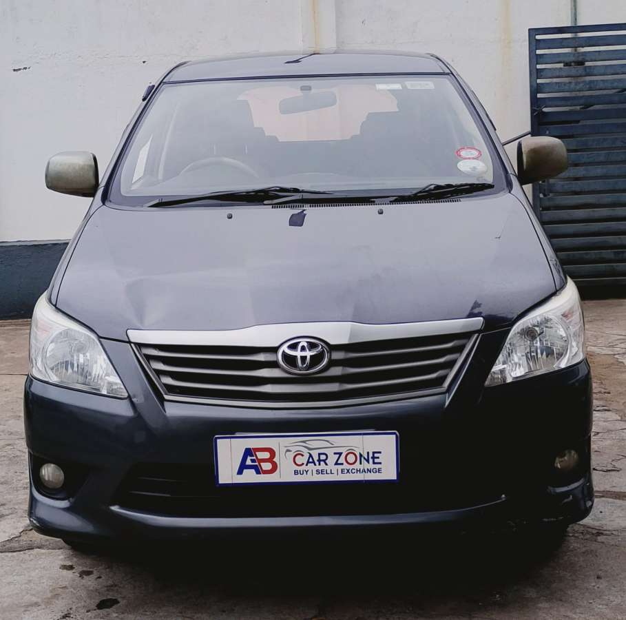 Toyota Innova 2.0 G1 8 STR