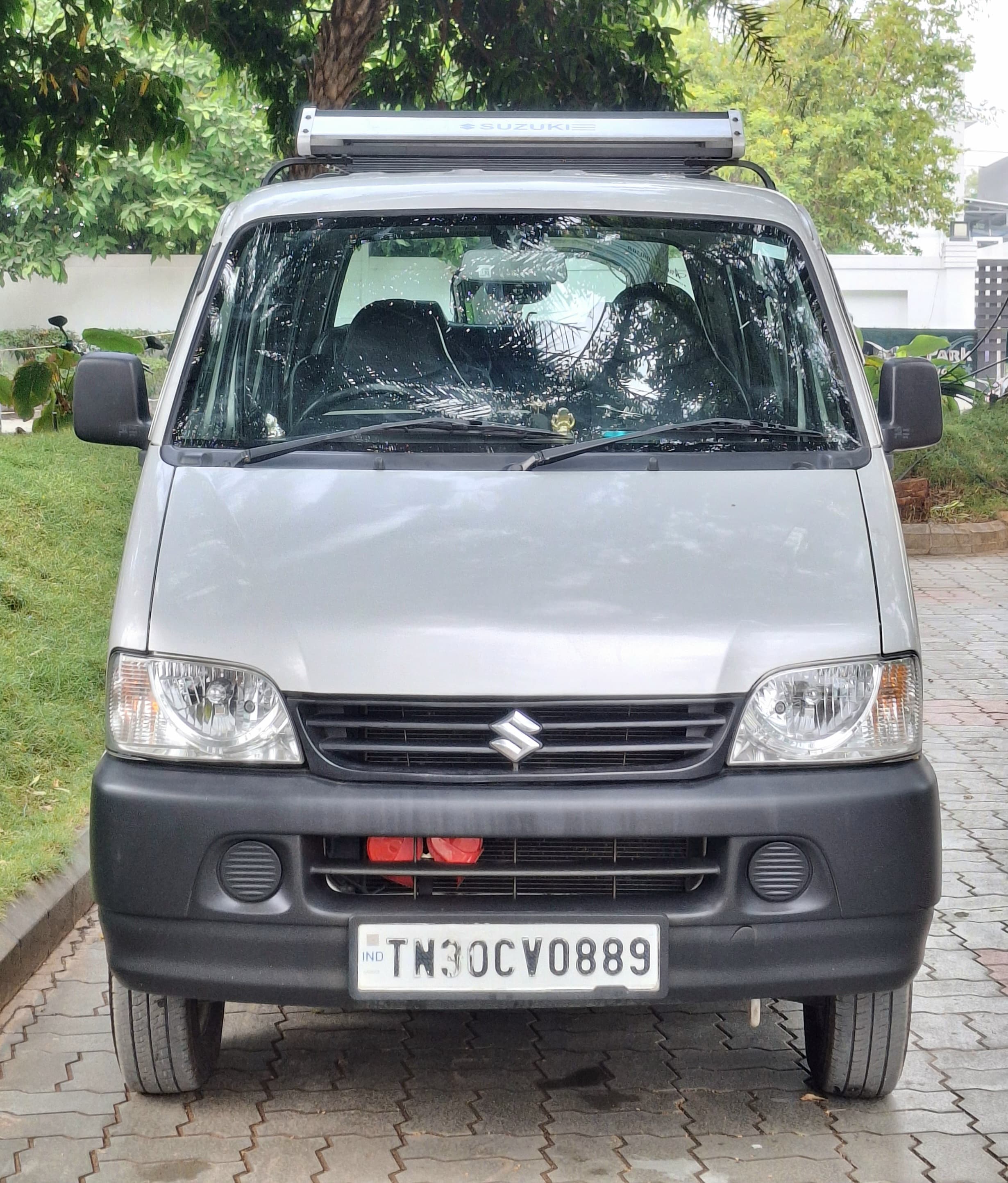 Maruti Suzuki Eeco 5 STR Ac