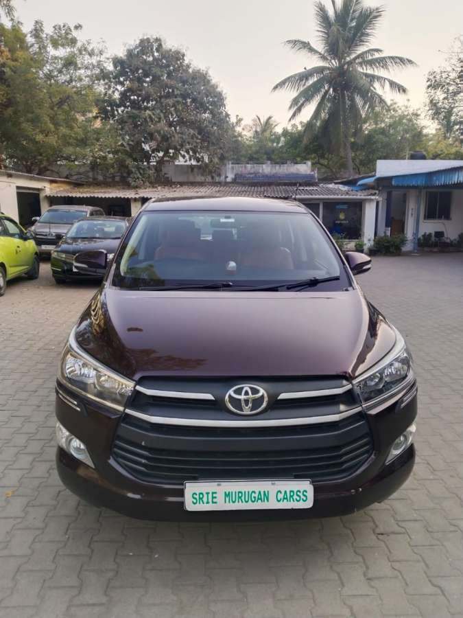 Toyota Innova Crysta 2.4 GX 7 STR