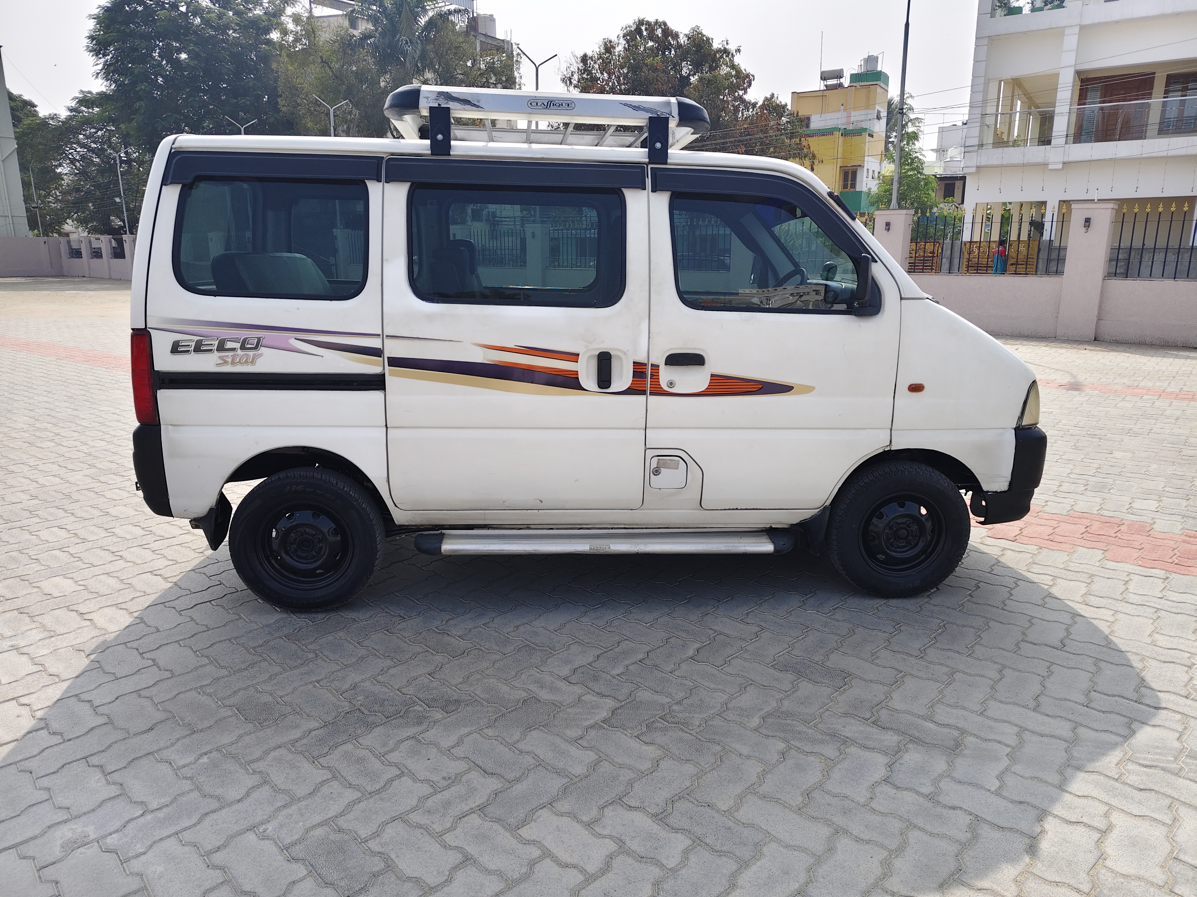 Maruti Suzuki Eeco 5 STR Ac
