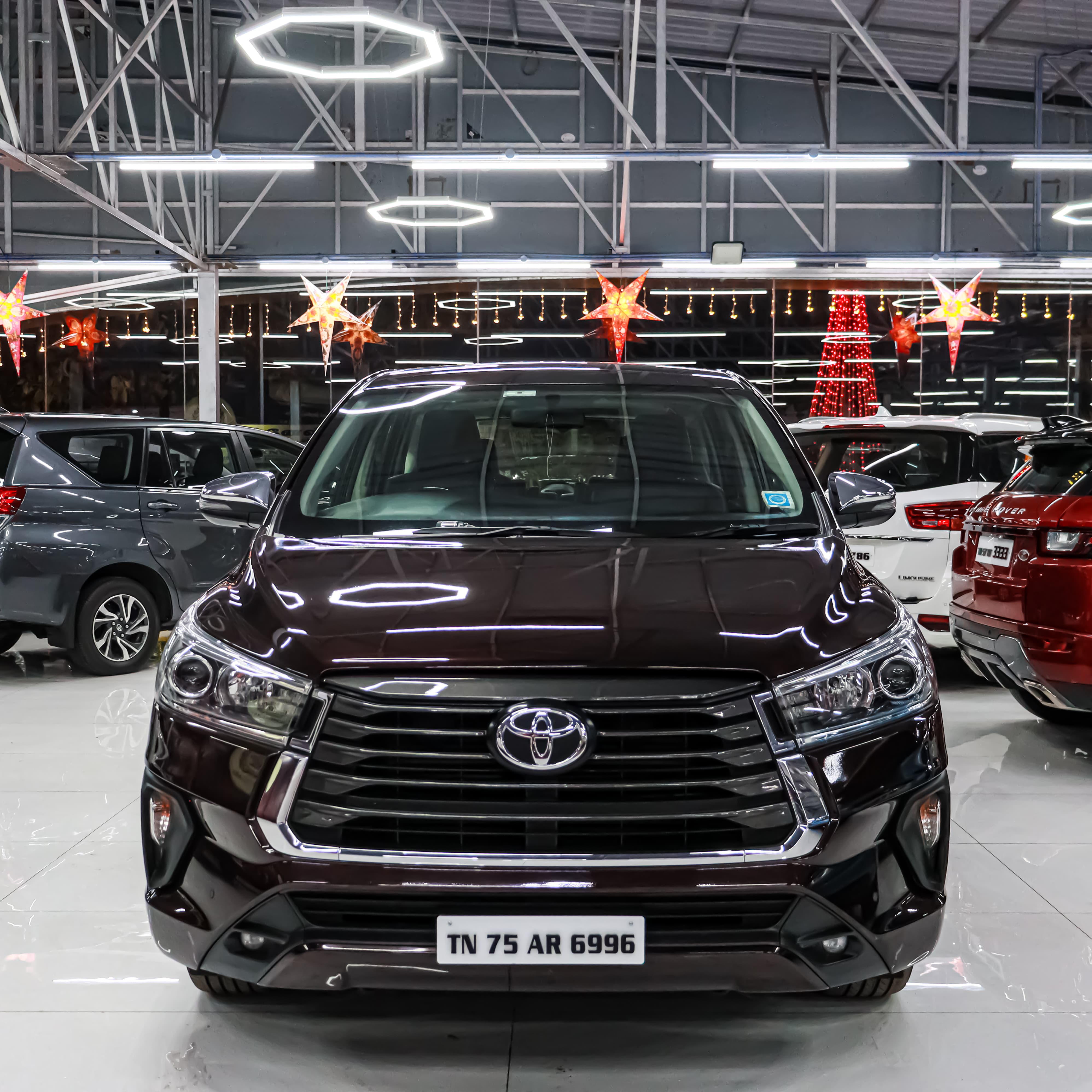 Toyota Innova Crysta 2.4 ZX 7 STR