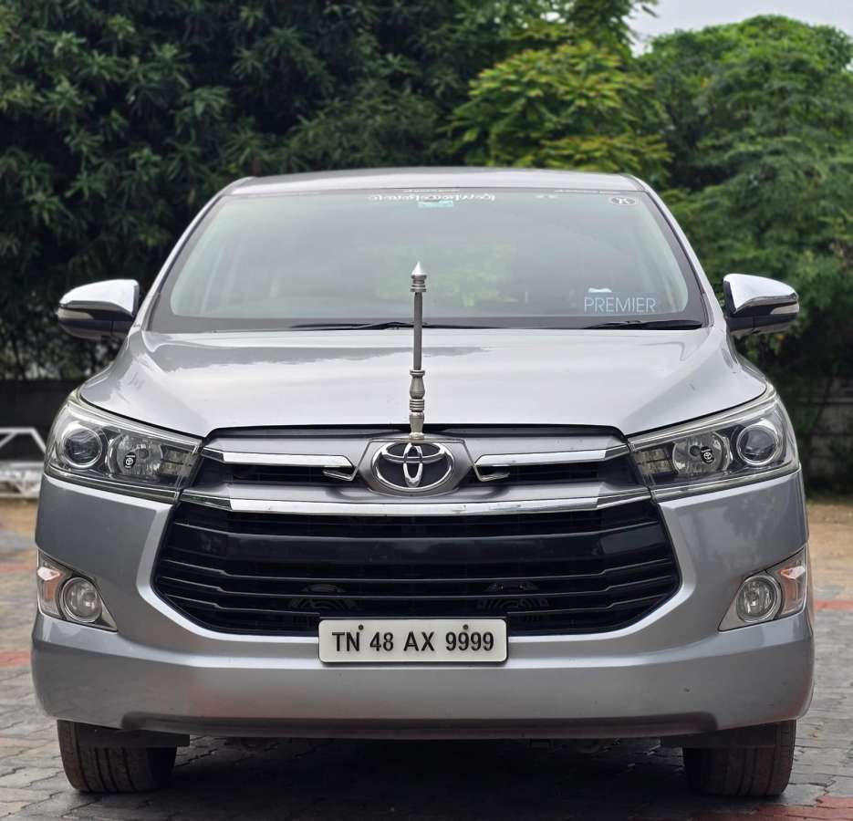 Toyota Innova Crysta 2.4 GX 7 STR