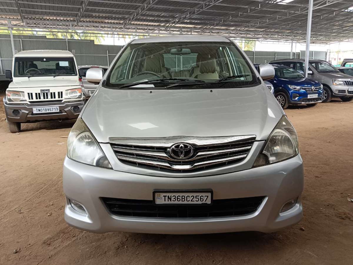 Toyota Innova 2.5 G