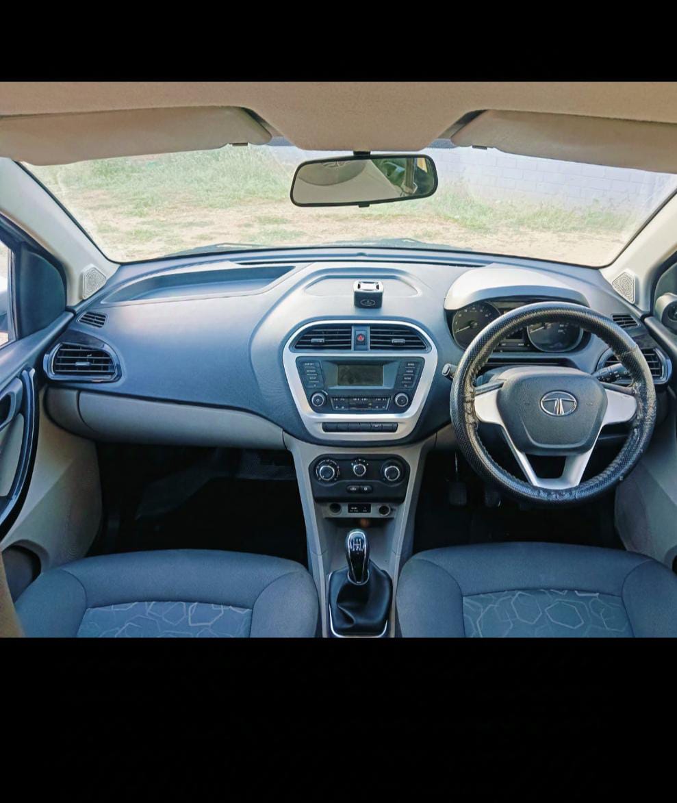 Tata Tiago XT