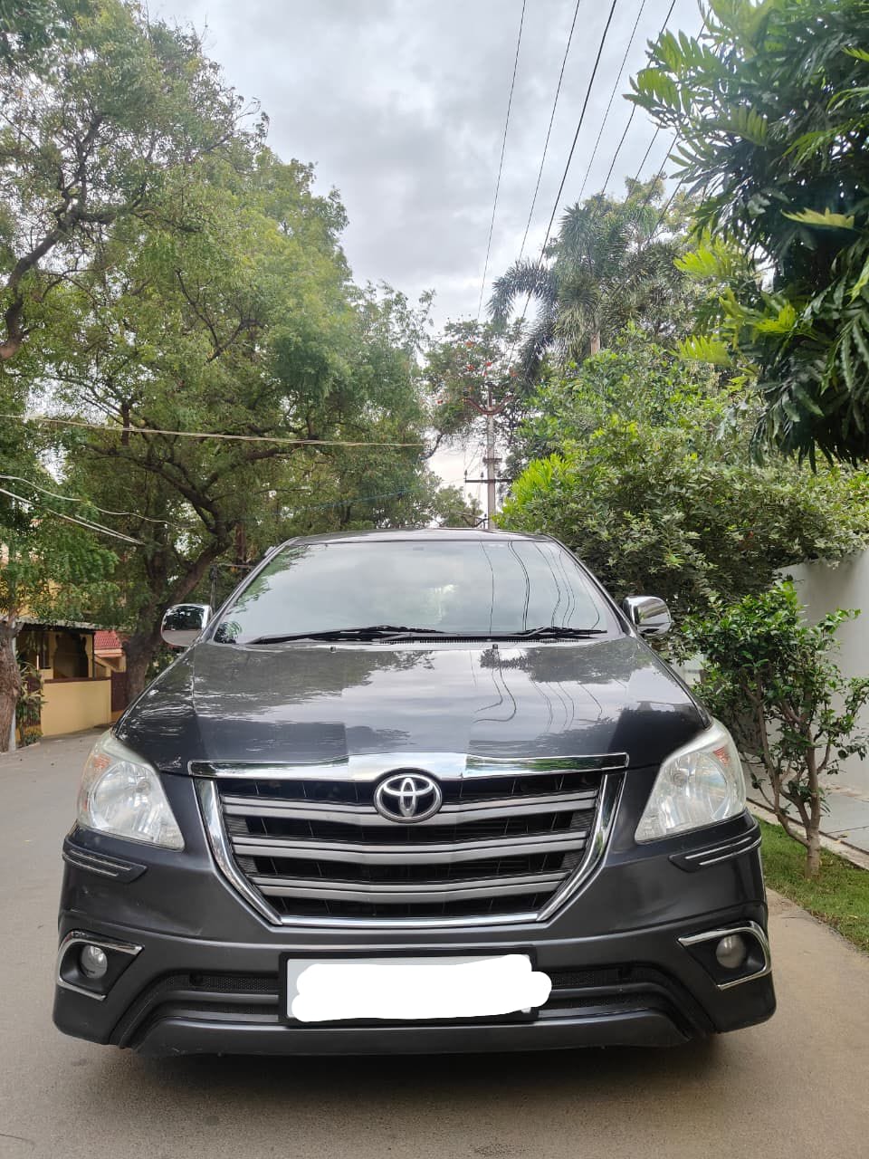Toyota Innova 2.5 G 7 STR