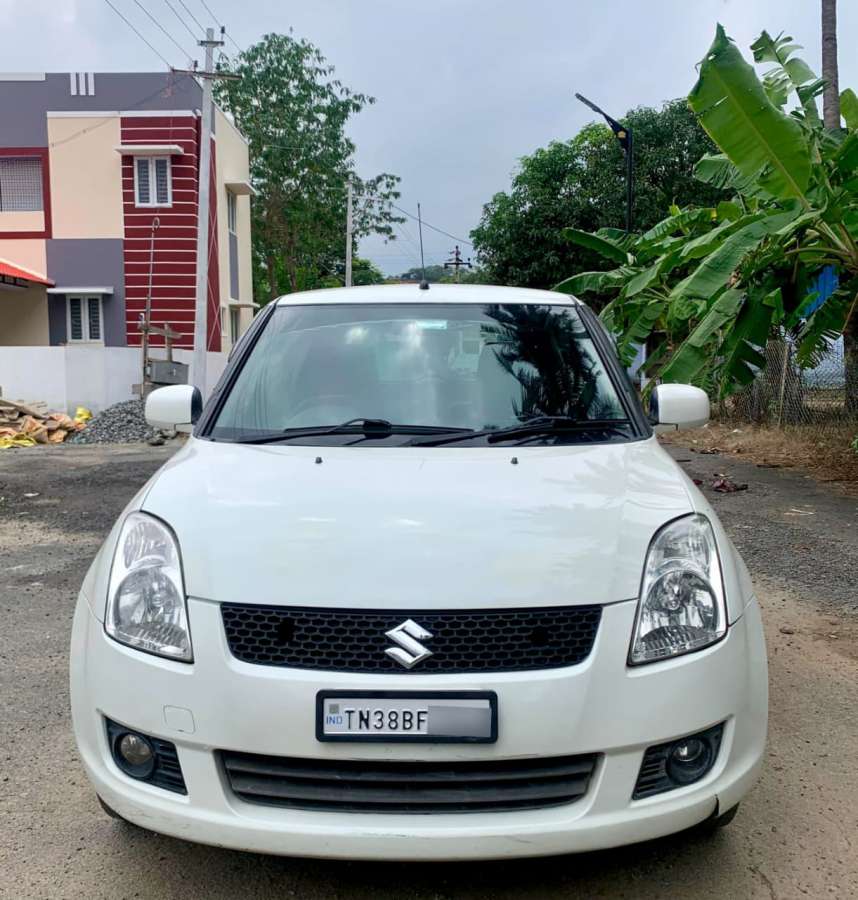 Maruti Suzuki Swift VXI
