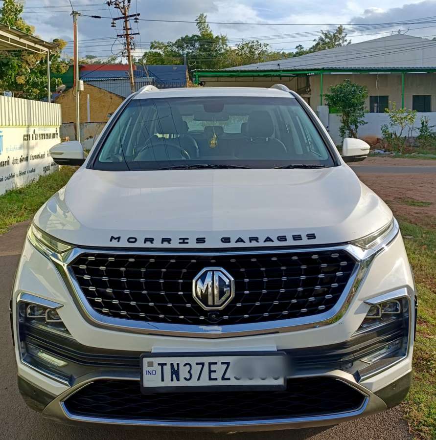 MG Hector Hybrid Sharp MT