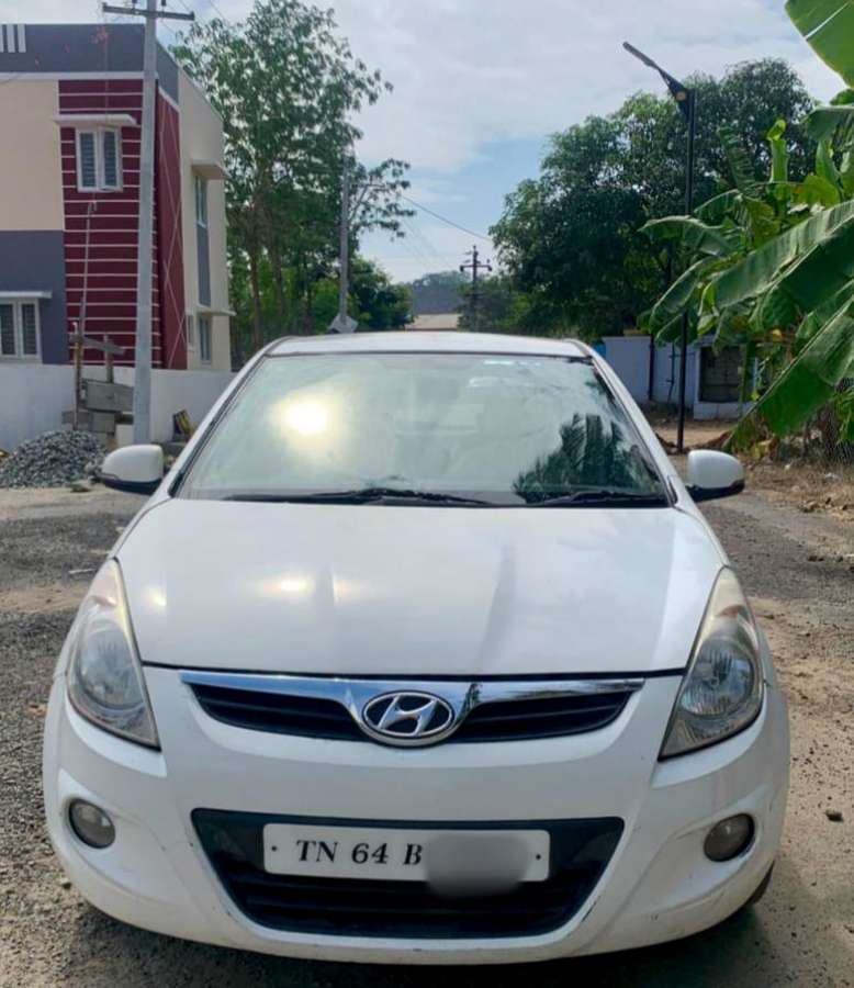 Hyundai i20 1.2 Sportz (O)