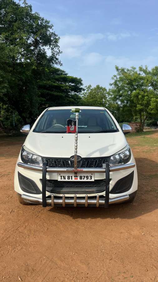 Mahindra Marazzo M2 7Str