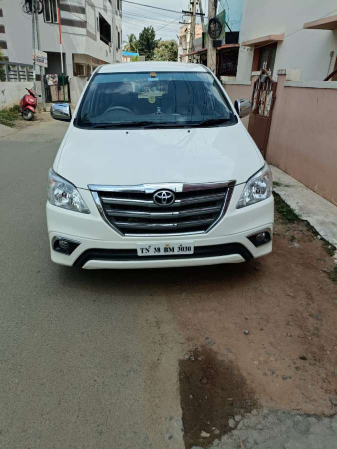 Toyota Innova 2.5 V 7 STR