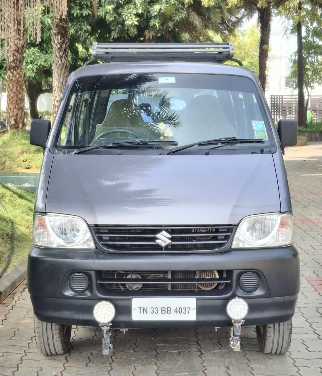 Maruti Suzuki Eeco 5 STR Ac