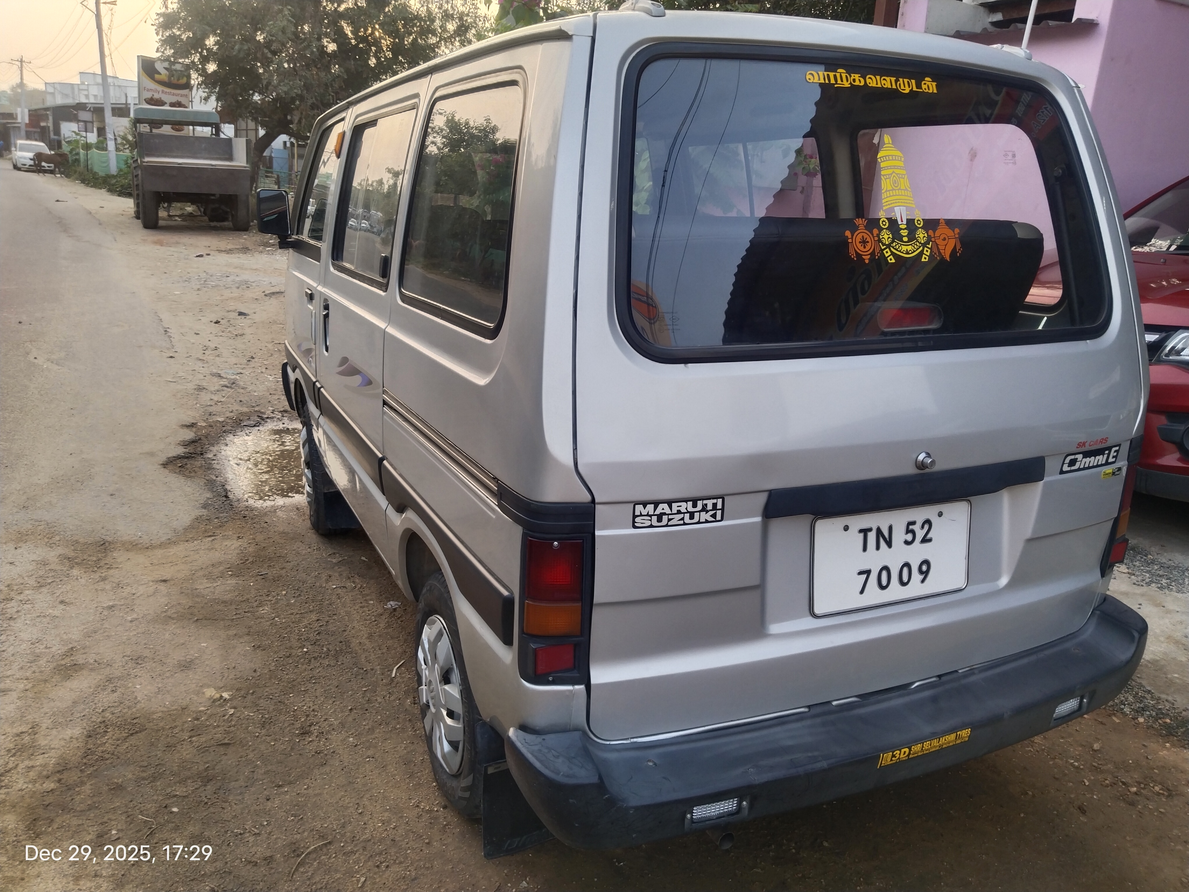 Maruti Suzuki Omni 8 seater