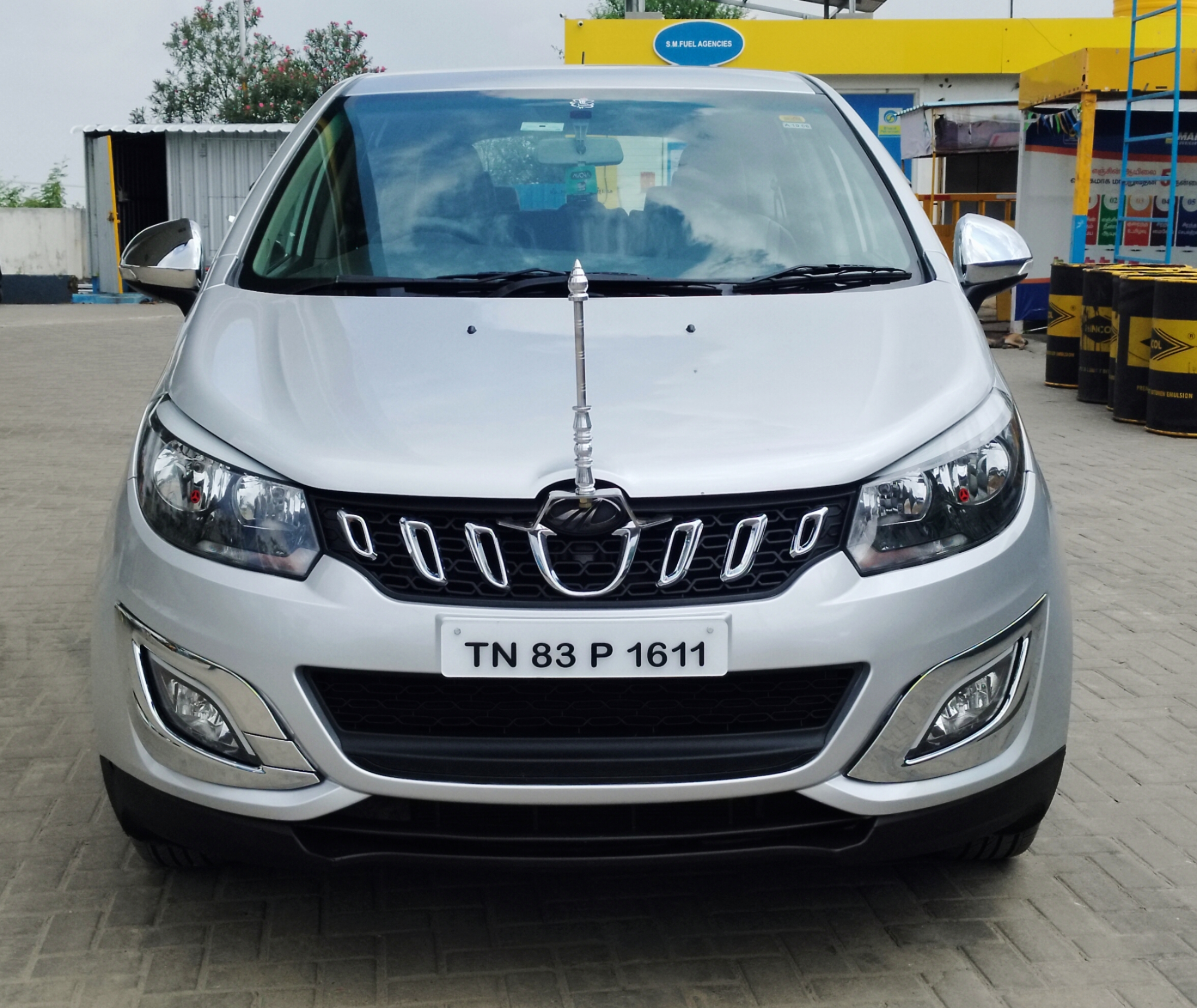 Mahindra Marazzo M4 Plus 8Str