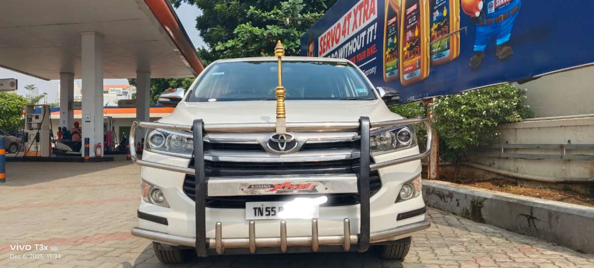 Toyota Innova Crysta 2.8 Z