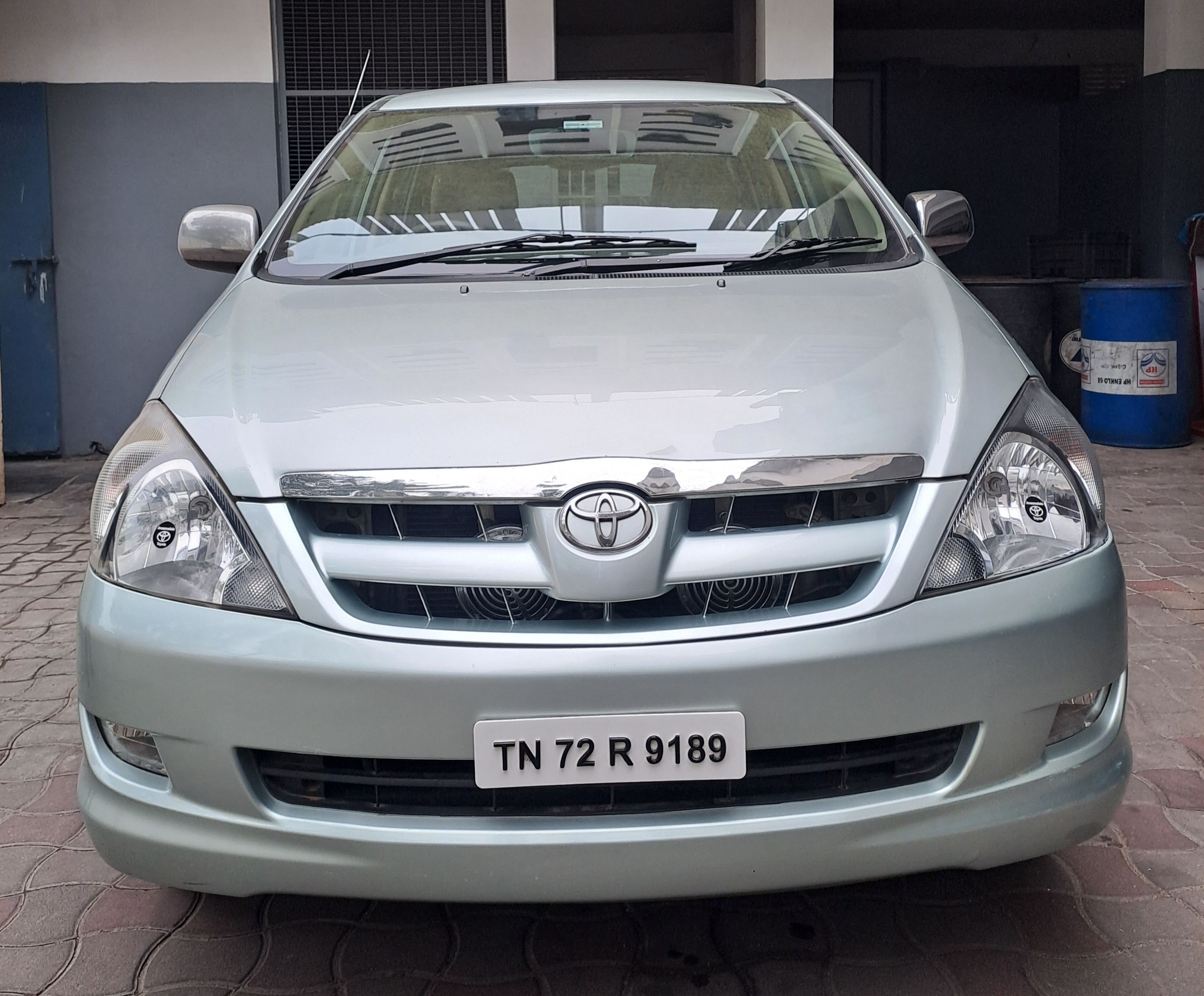 Toyota Innova 2.0 V