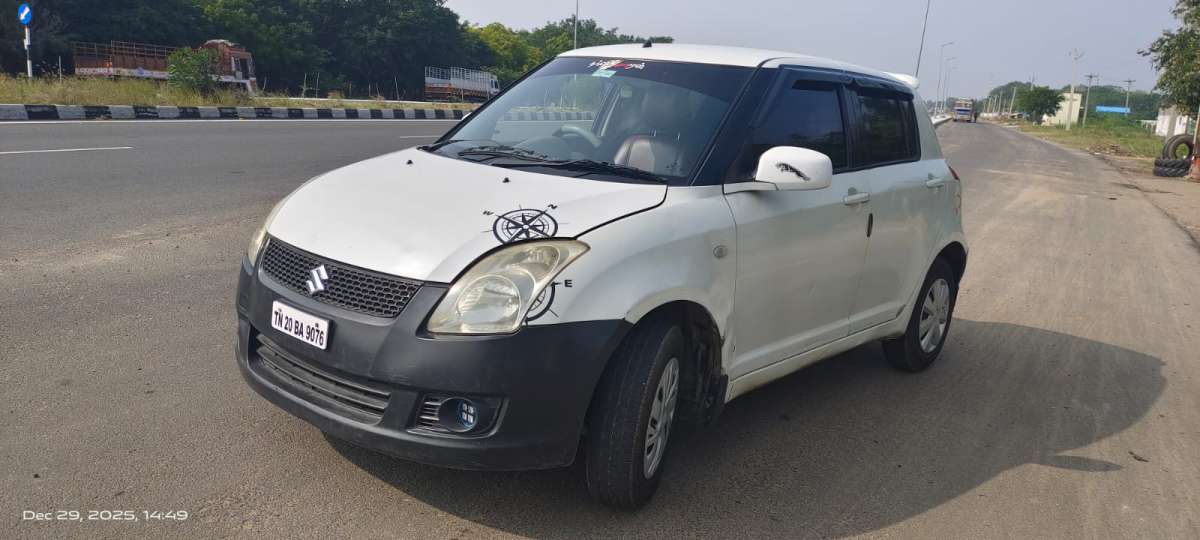 Maruti Suzuki Swift VXI