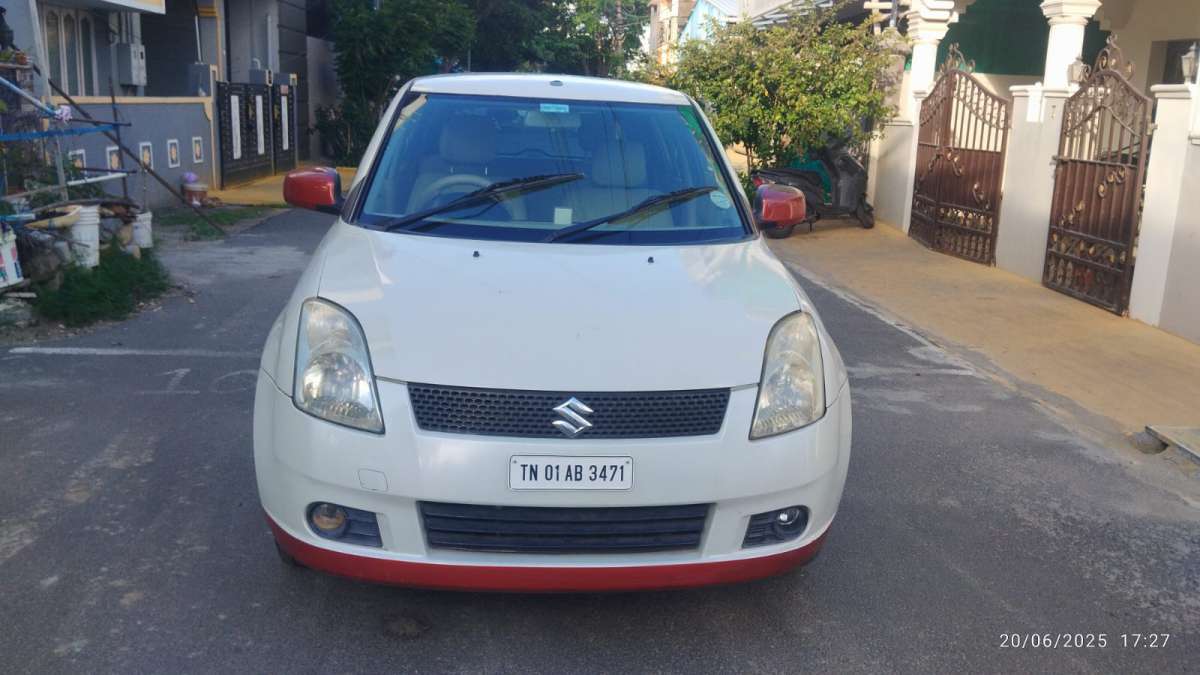 Maruti Suzuki Swift VXI