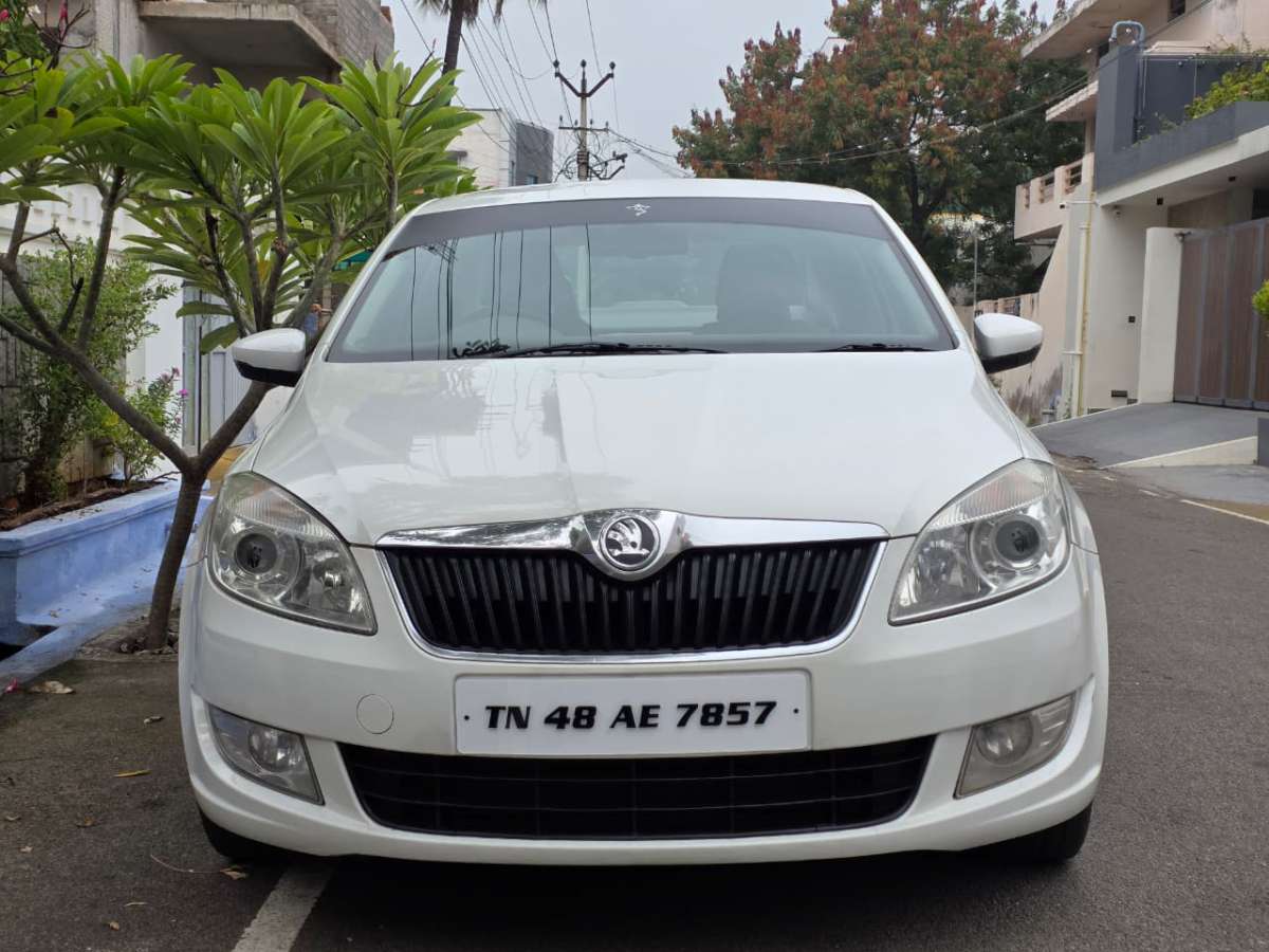 Skoda Rapid Style Plus At