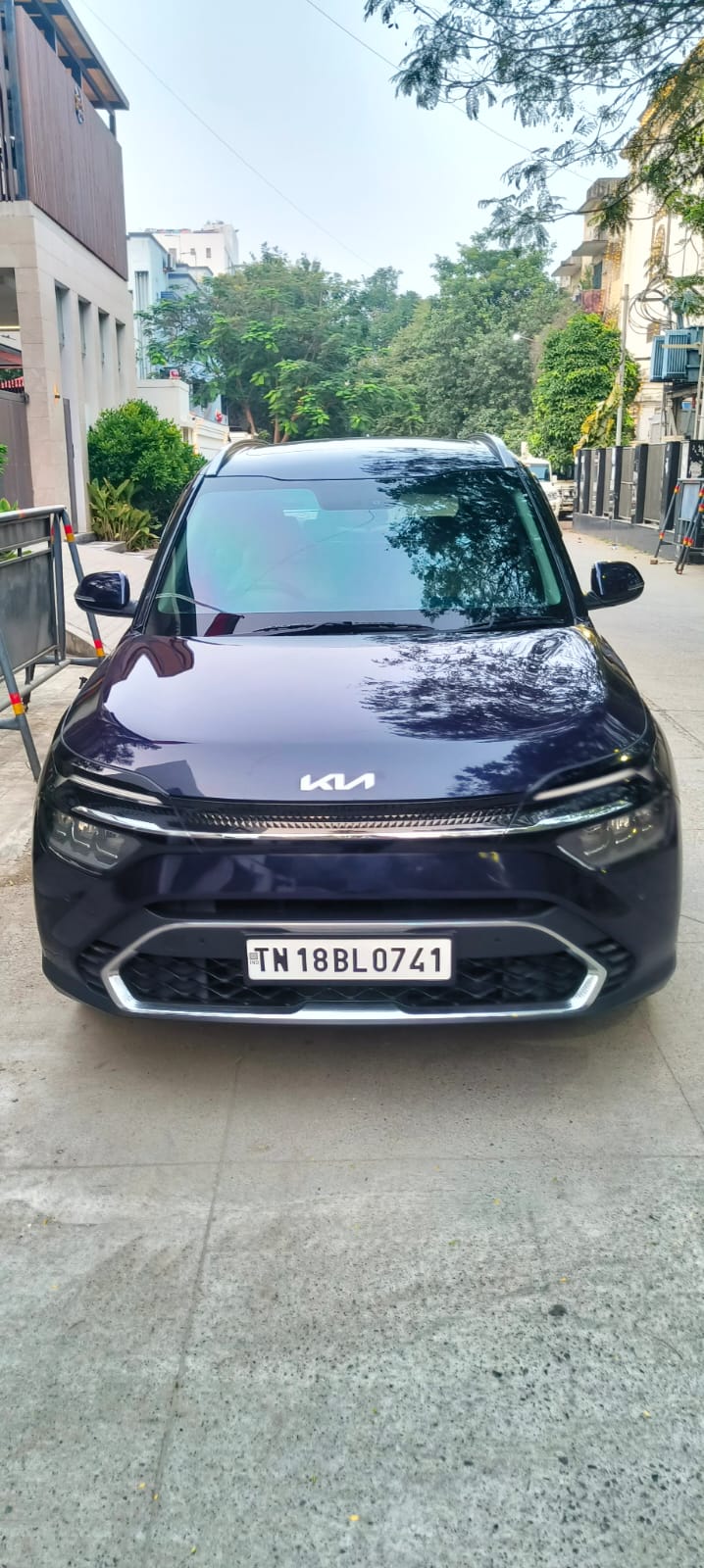 Kia carens Luxury Plus