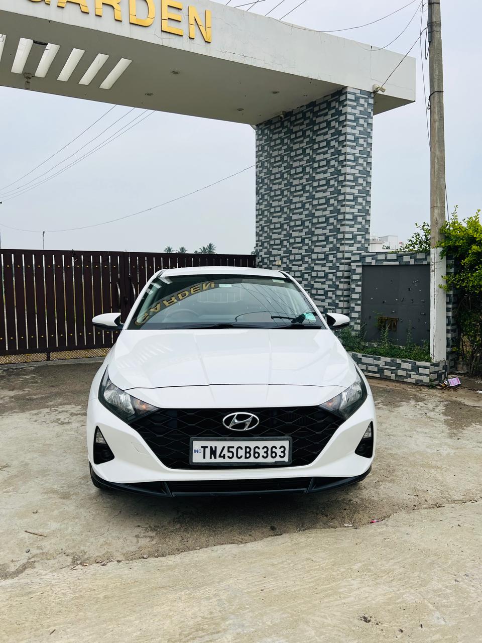 Hyundai i20 Sportz 1.5 MT