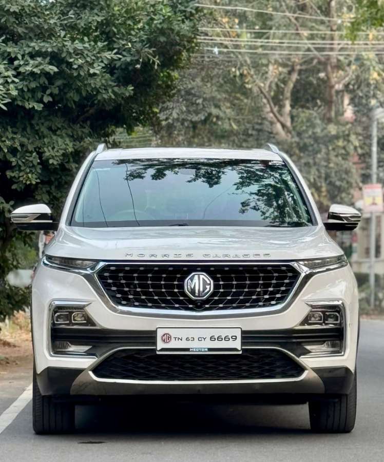 MG Hector Sharp Pro