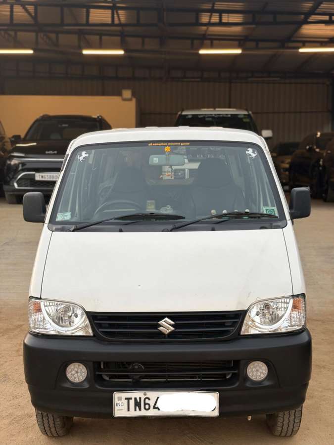 Maruti Suzuki Eeco 5 STR Ac