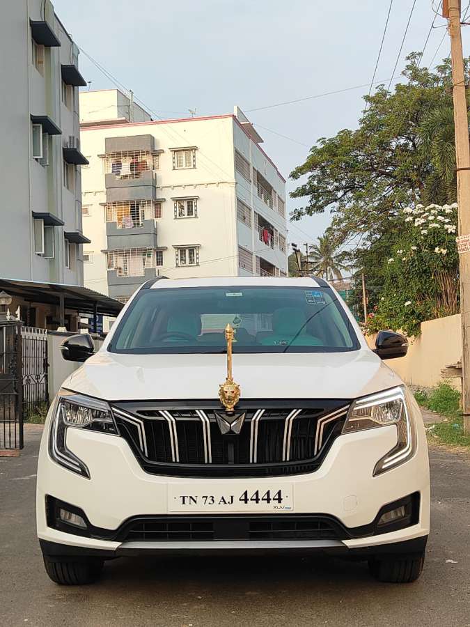 Mahindra XUV700 AX 5 Diesel MT 7 STR