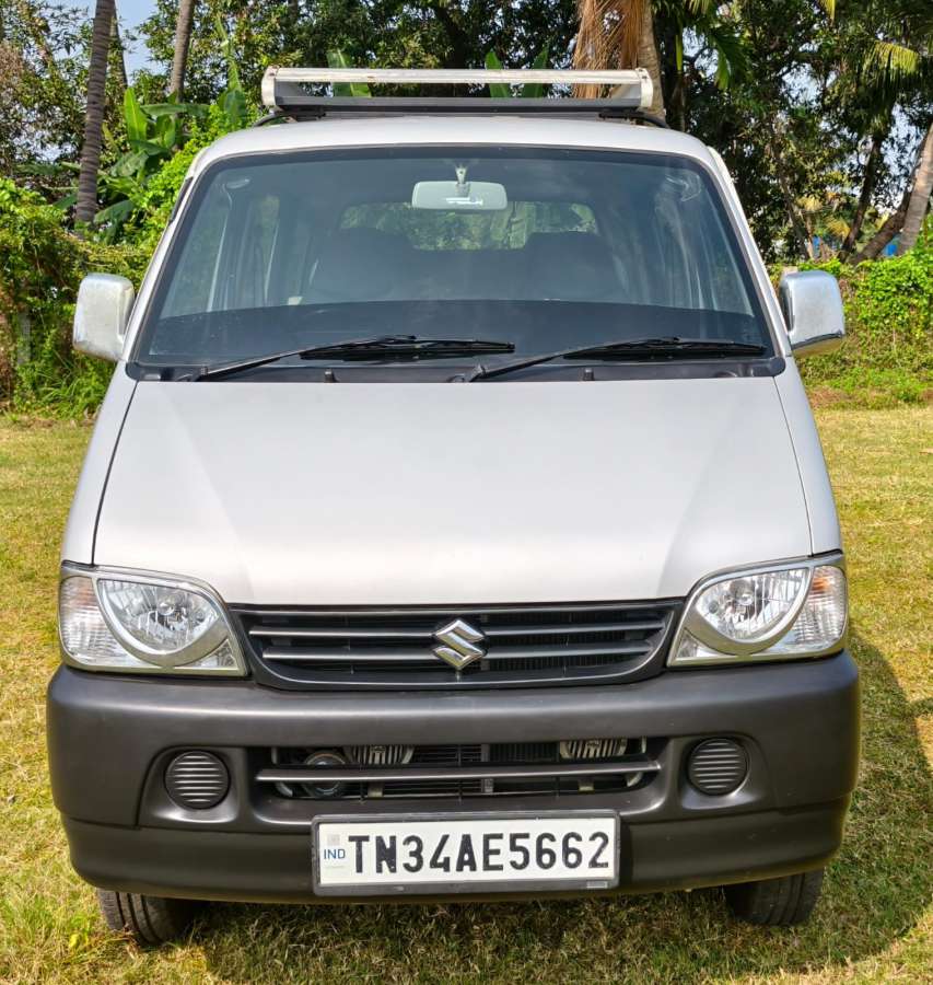 Maruti Suzuki Eeco 5 STR Ac