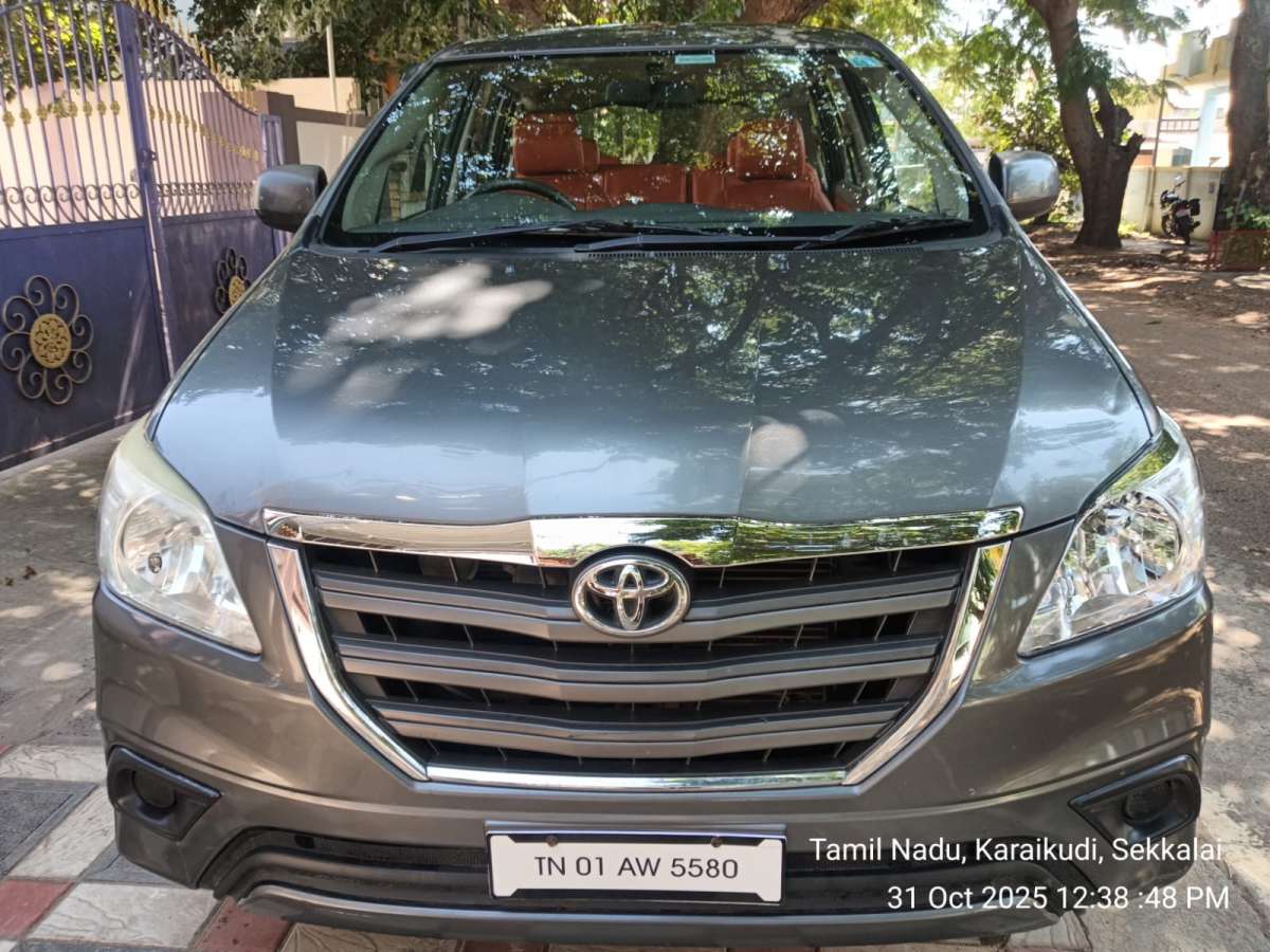 Toyota Innova 2.5 G 8 STR